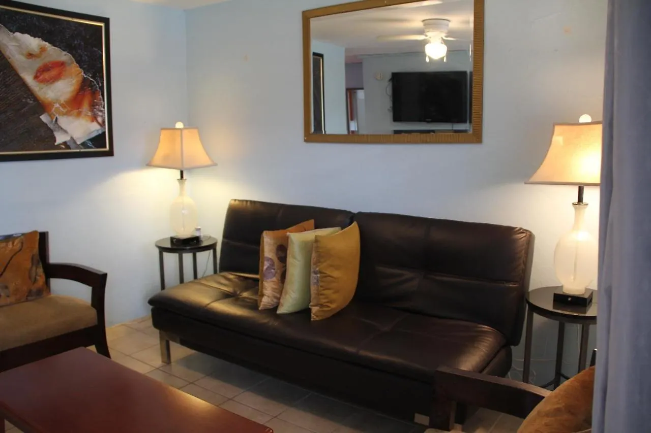 Holiday home Aponte-Walking Distance To Ocean Park Beach, Restaurants, Bars, Trendy Calle Loiza Villa San Juan Puerto Rico
